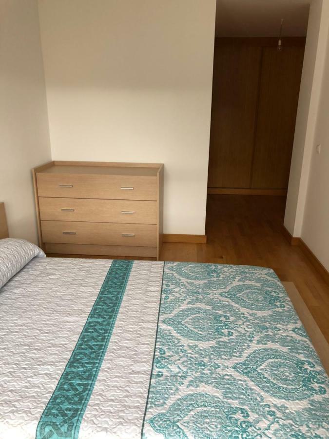 Piso Vacacional en Avilés Appartamento Esterno foto