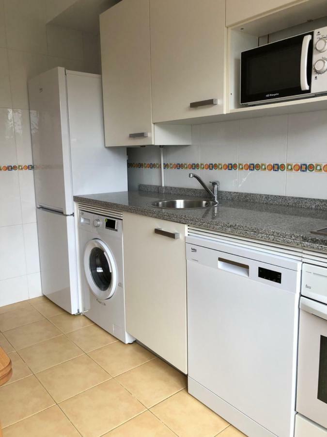 Piso Vacacional en Avilés Appartamento Esterno foto