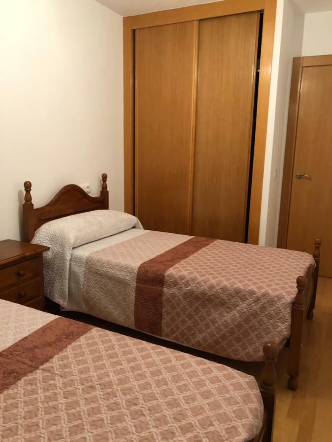 Piso Vacacional en Avilés Appartamento Esterno foto